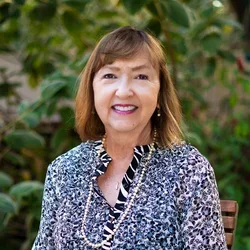 Dr. Holli DeVon