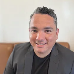 Gerardo Flores