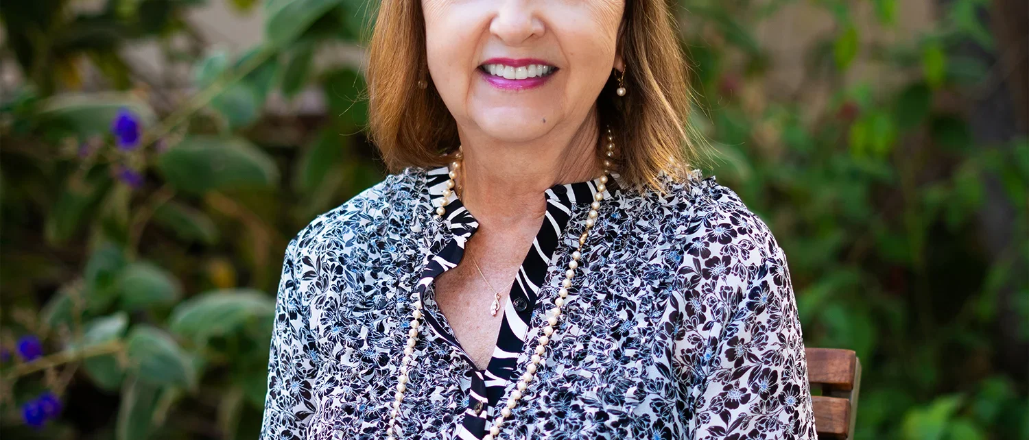 Dr. Holli DeVon