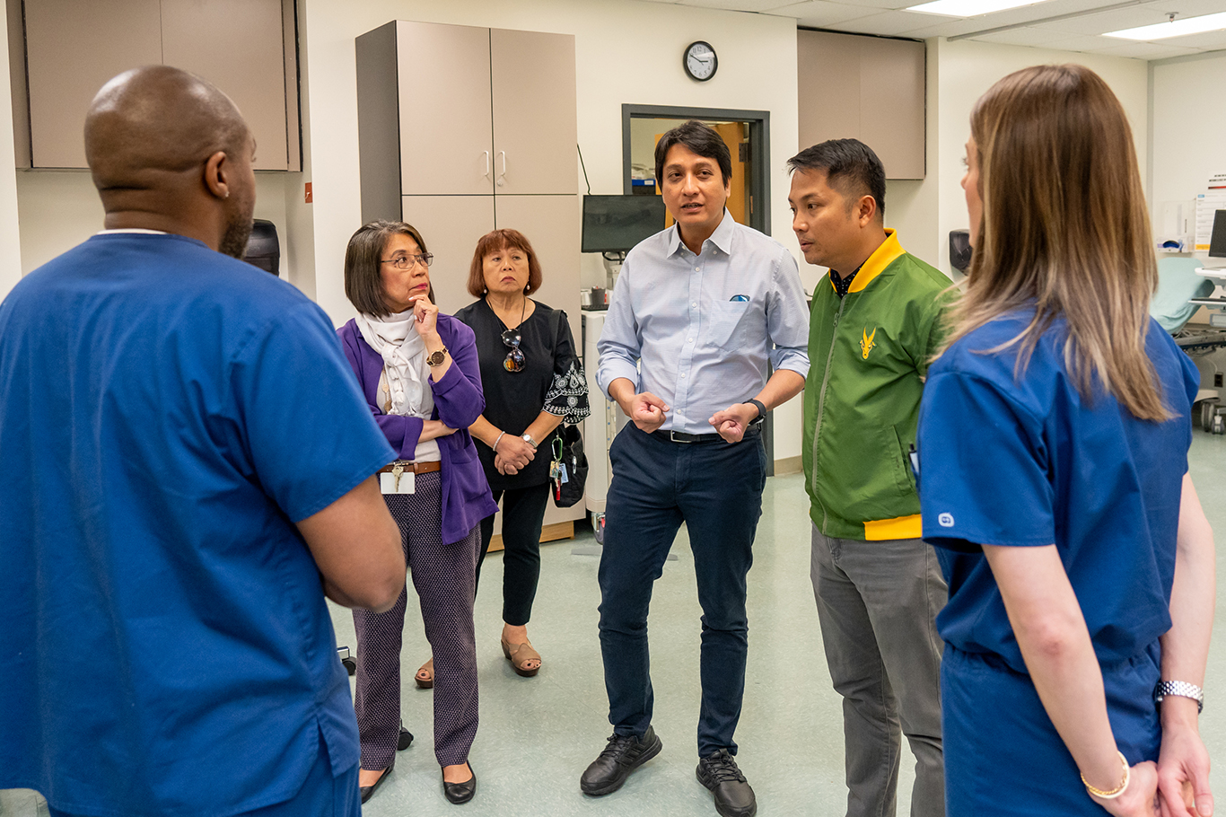 Far Eastern University officials touring the UCLA Simulation Lab